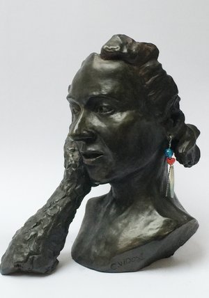 LIBRETTO, Cast Bronze